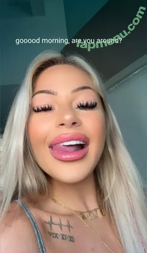 brookeshowsxx nude photo #4815