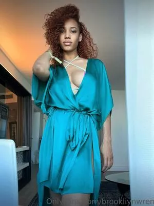 Brookliyn Wren / UFC Ring Girl / brookliyn_wren / brookliynwren / helloBROOKLIYN nude photo #0220