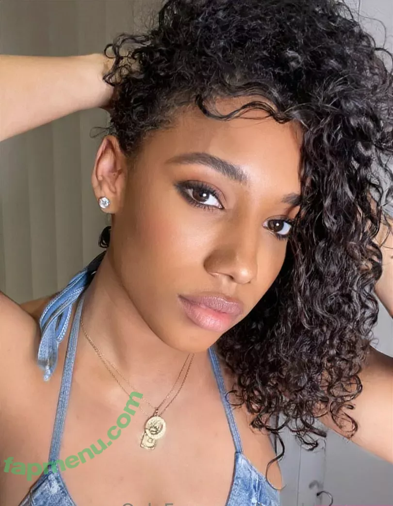 Brookliyn Wren nude photo #0103 (brookliyn_wren / brookliynwren / helloBROOKLIYN)