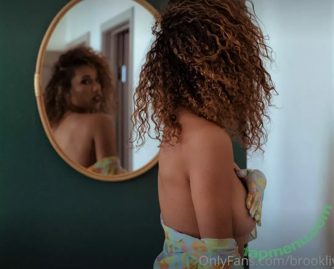 Brookliyn Wren nude photo #0161 (brookliyn_wren / brookliynwren / helloBROOKLIYN)