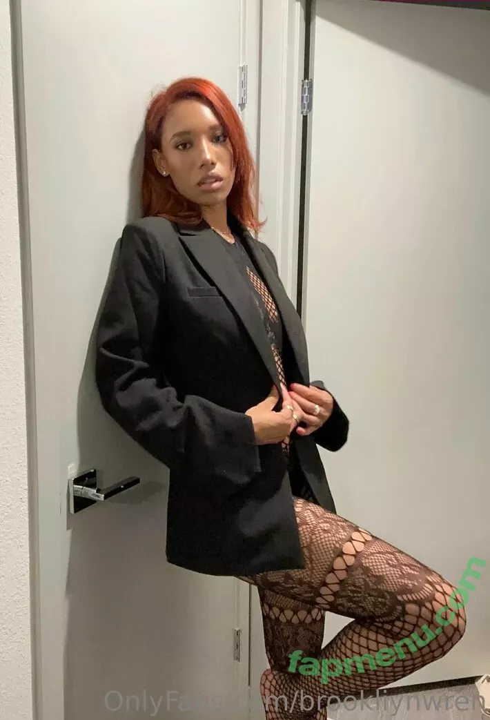 Brookliyn Wren nude photo #0324 (UFC Ring Girl / brookliyn_wren / brookliynwren / helloBROOKLIYN)