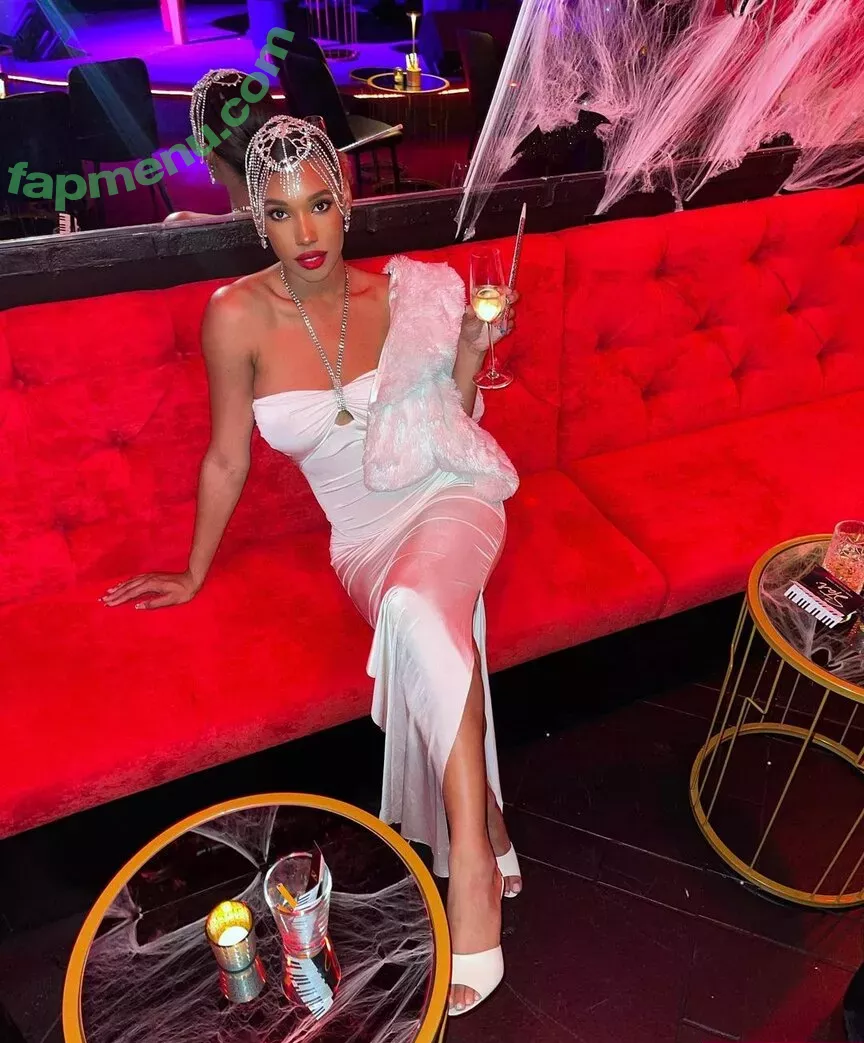 Brookliyn Wren nude photo #0363 (UFC Ring Girl / brookliyn_wren / brookliynwren / helloBROOKLIYN)