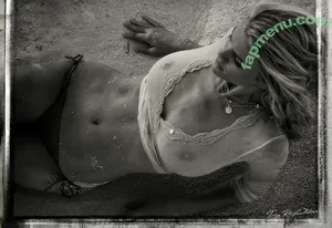 Brooklyn Decker / BrooklynDecker nude photo #0218