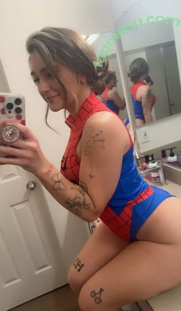 Brooklyn Dunn nude photo #0049 (brooklynd03 / flowermellon)