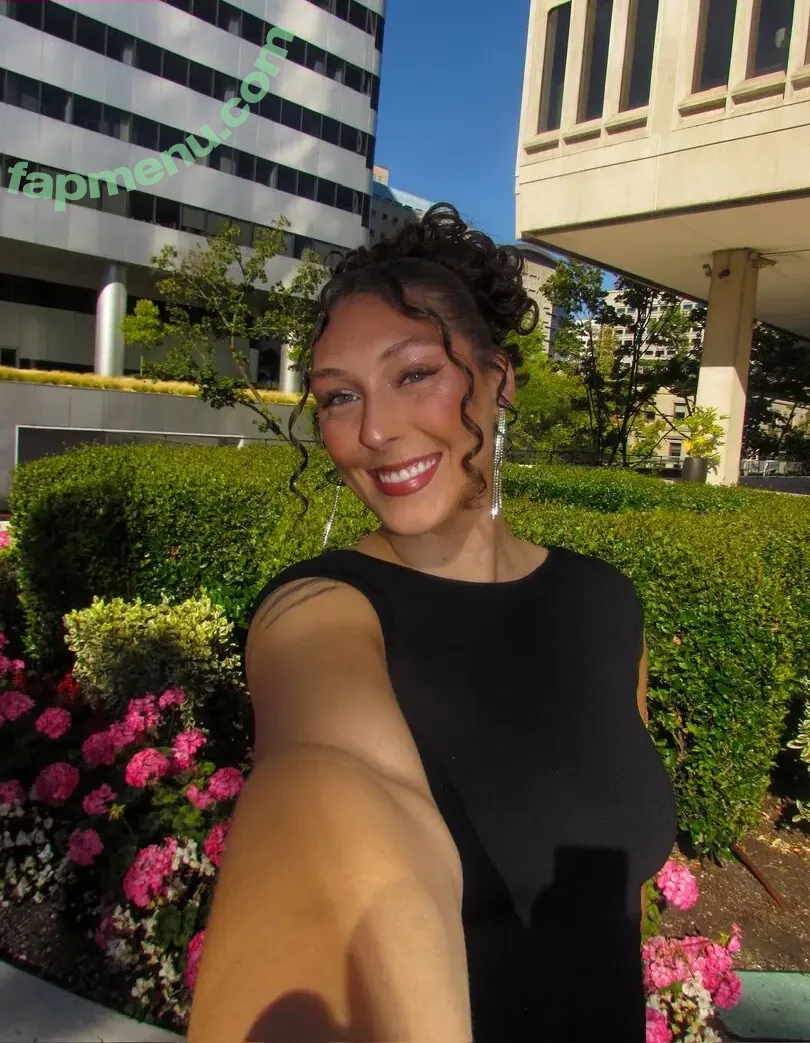 Brooklyn Strandy nude photo #0022 (brooklynstrandy)