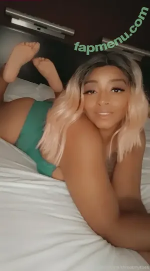  nude photo #0001
