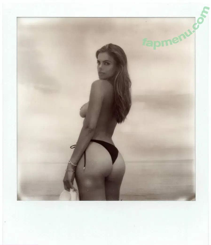 Brooks Nader nude photo #1319 (brooksnader)
