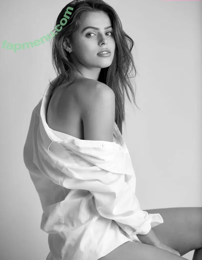 Brooks Nader nude photo #1500 (brooksnader)