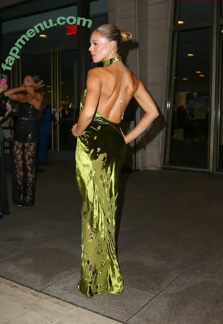 Brooks Nader nude photo #1608 (brooksnader)