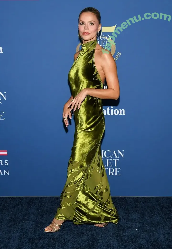 Brooks Nader nude photo #1630 (brooksnader)