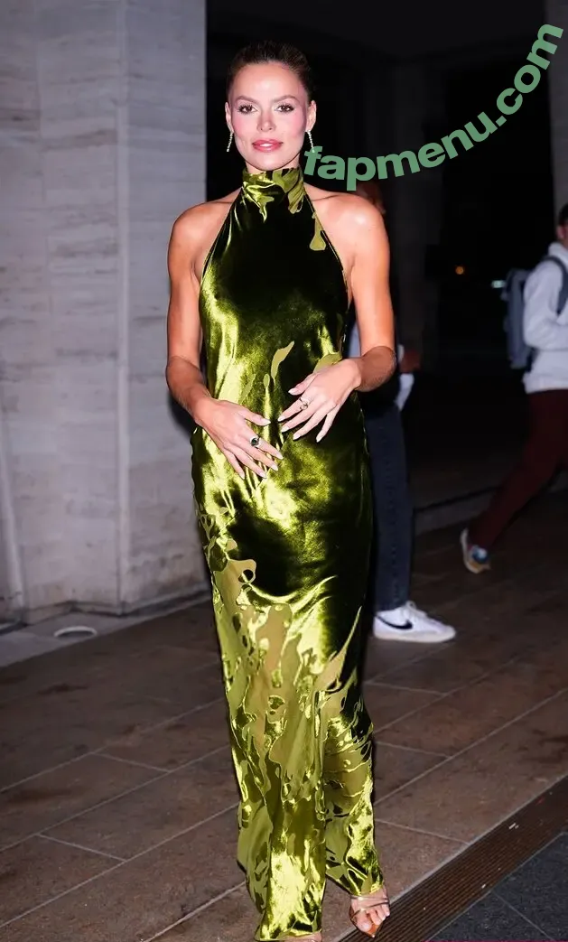 Brooks Nader nude photo #1633 (brooksnader)