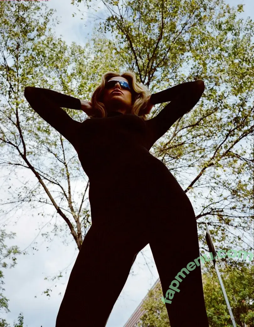 Brooks Nader nude photo #1738 (brooksnader)