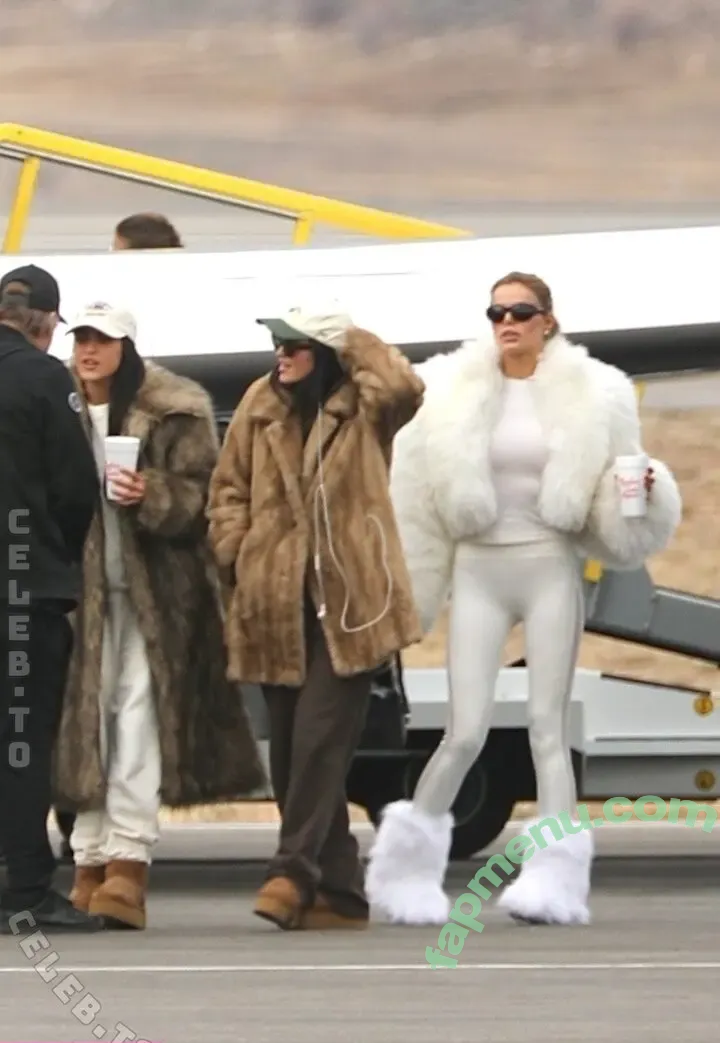 Brooks Nader nude photo #1949 (brooksnader)