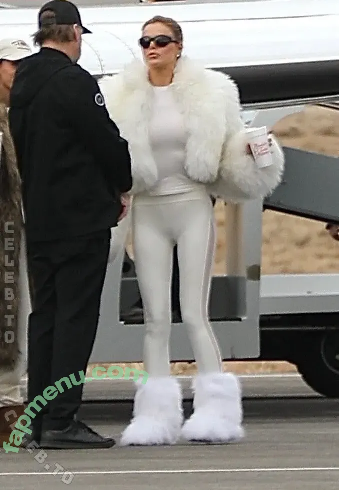 Brooks Nader nude photo #1966 (brooksnader)