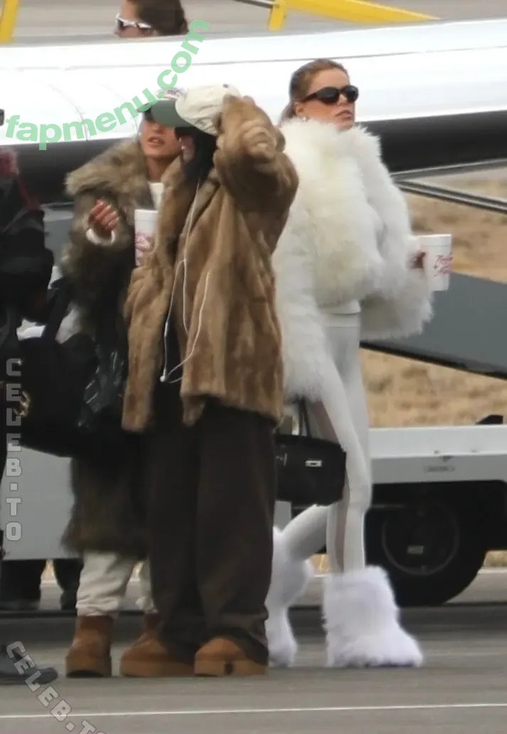 Brooks Nader nude photo #1971 (brooksnader)