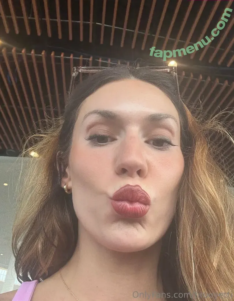 brooyetti nude photo #0003 (brooyetti)