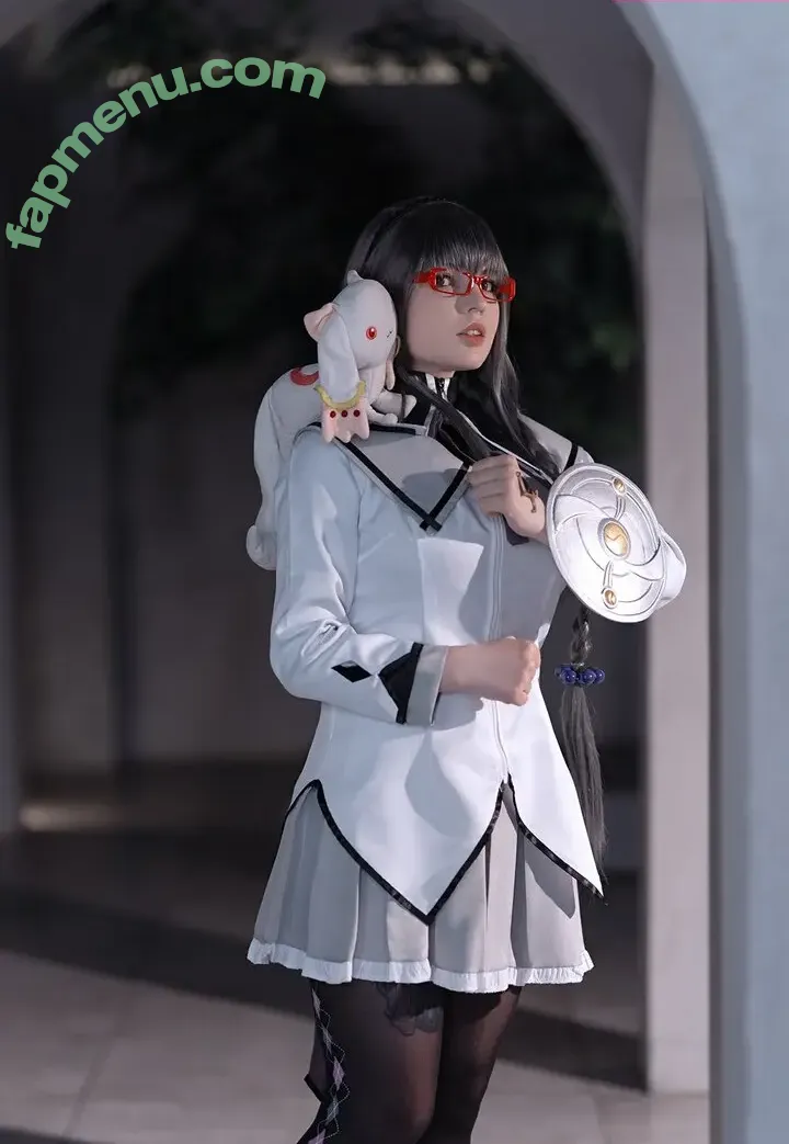 Brounovskoe nude photo #0219 (brounovskoe_cos / brounovskoye / online_succubus)