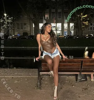 Brs_yagmur nude photo #0062