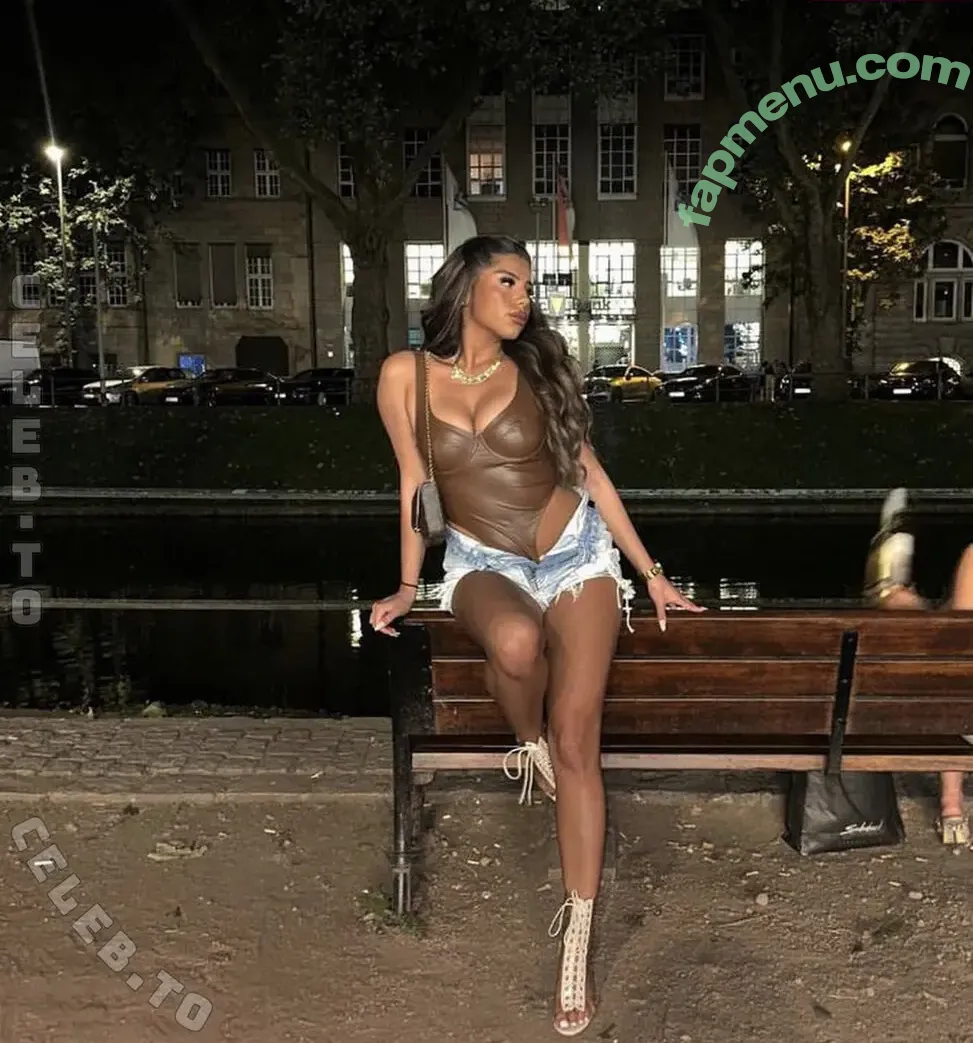 Brs_yagmur nude photo #0062 (Brs_yagmur)