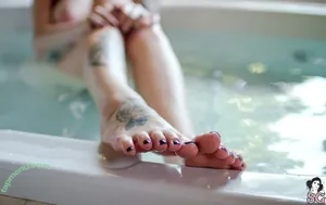 Bruna Bruce / brunabrucesuicide nude photo #0158