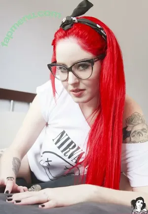 Bruna Bruce / brunabrucesuicide nude photo #0507