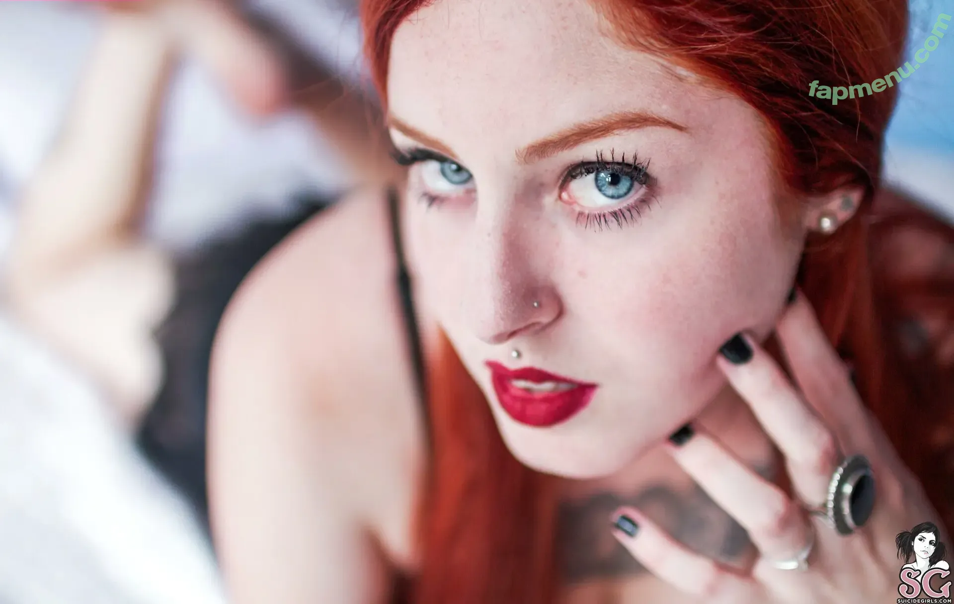 Bruna Bruce nude photo #0301 (brunabrucesuicide)