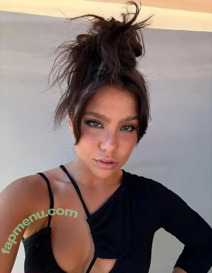 Bruna Carvalho nude photo #0130 (Bruna16 / bruallhoo)