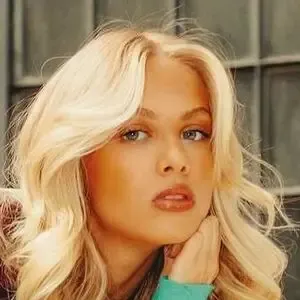 Bruna Chaves / everydayathleta nude photo #0005