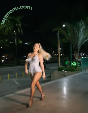 Bruna Griphao / brunagriphaoo nude photo #1144