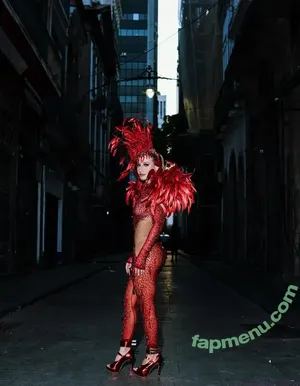 Bruna Griphao / brunagriphaoo nude photo #1208