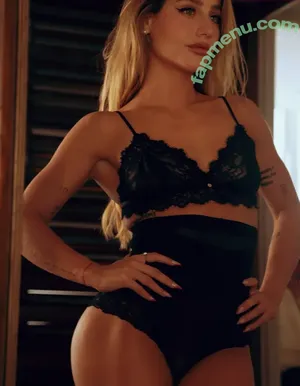 Bruna Griphao / brunagriphaoo nude photo #1296