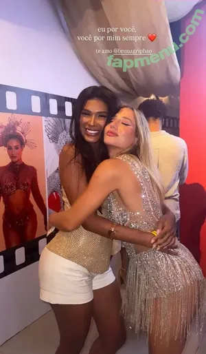 Bruna Griphao / brunagriphaoo nude photo #1299