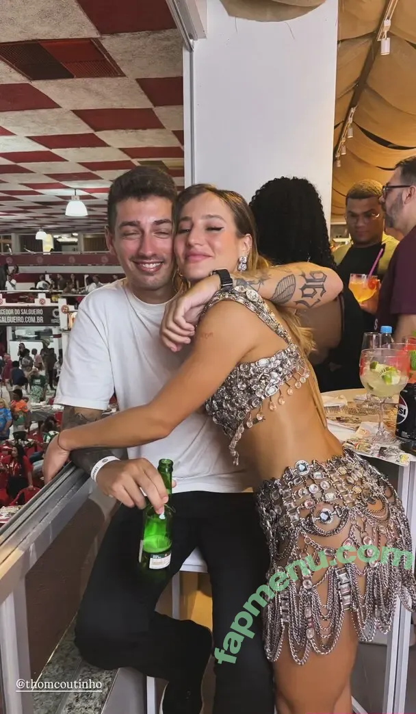 Bruna Griphao nude photo #1126 (brunagriphaoo)