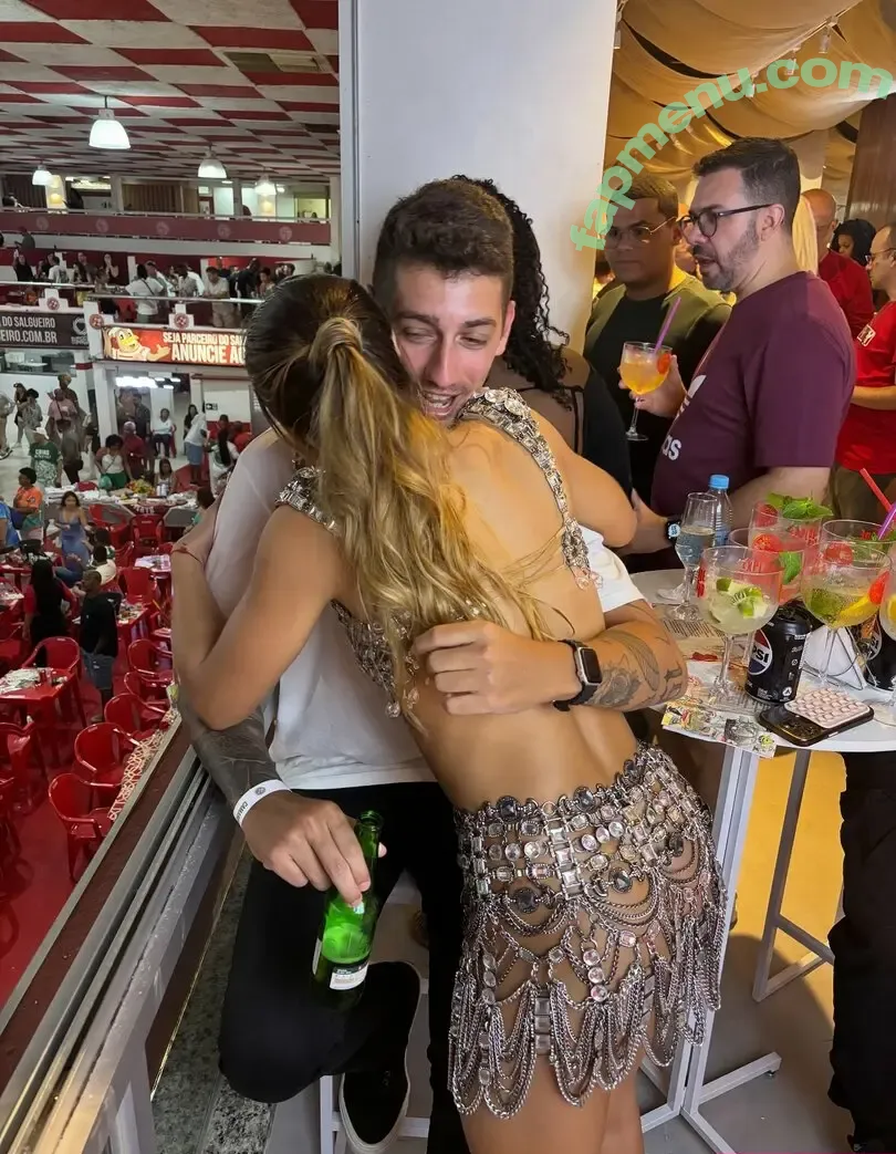 Bruna Griphao nude photo #1127 (brunagriphaoo)