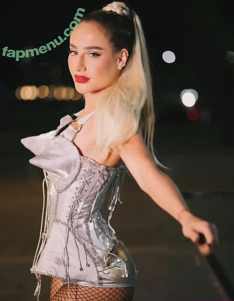 Bruna Griphao nude photo #1137 (brunagriphaoo)