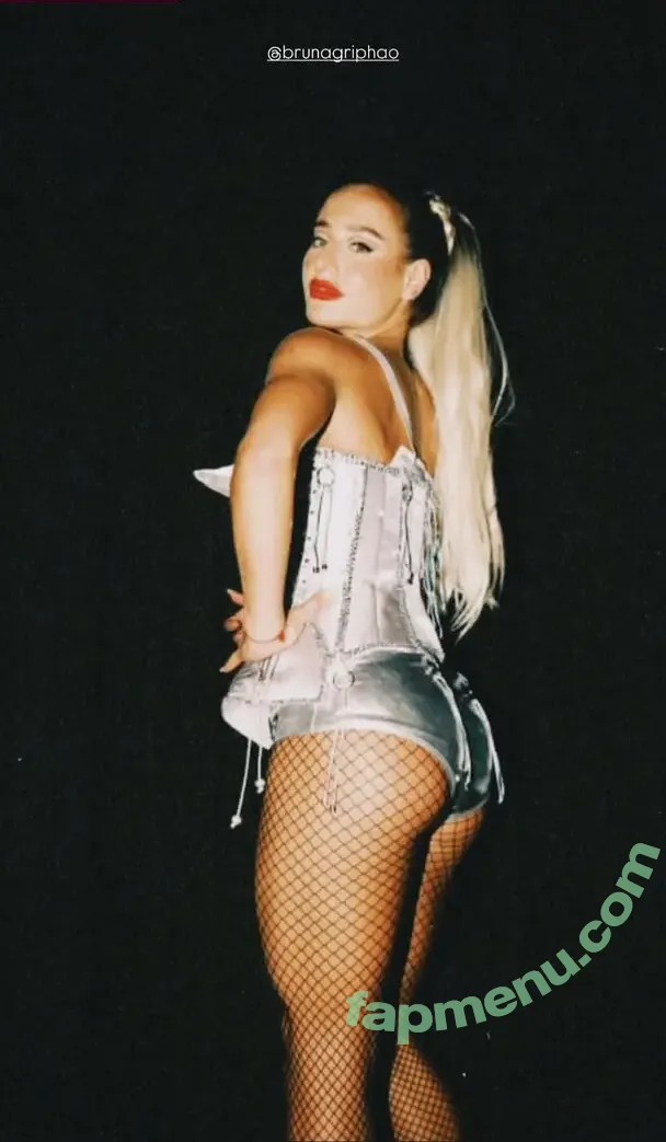 Bruna Griphao nude photo #1141 (brunagriphaoo)