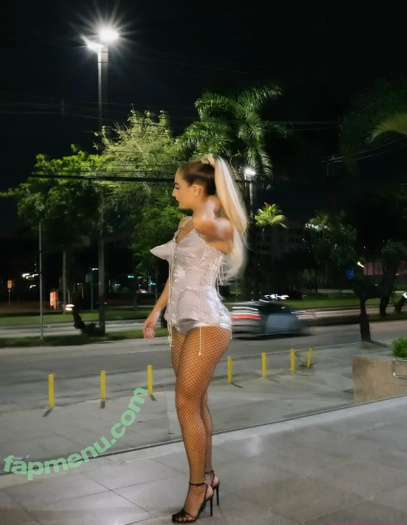 Bruna Griphao nude photo #1146 (brunagriphaoo)