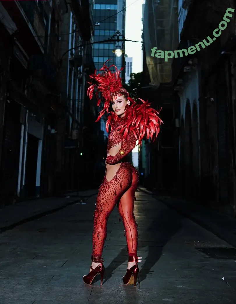 Bruna Griphao nude photo #1214 (brunagriphaoo)