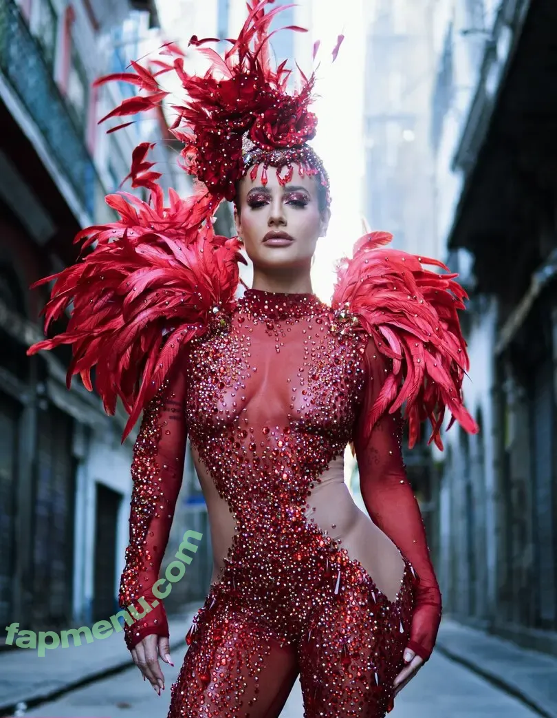 Bruna Griphao nude photo #1215 (brunagriphaoo)