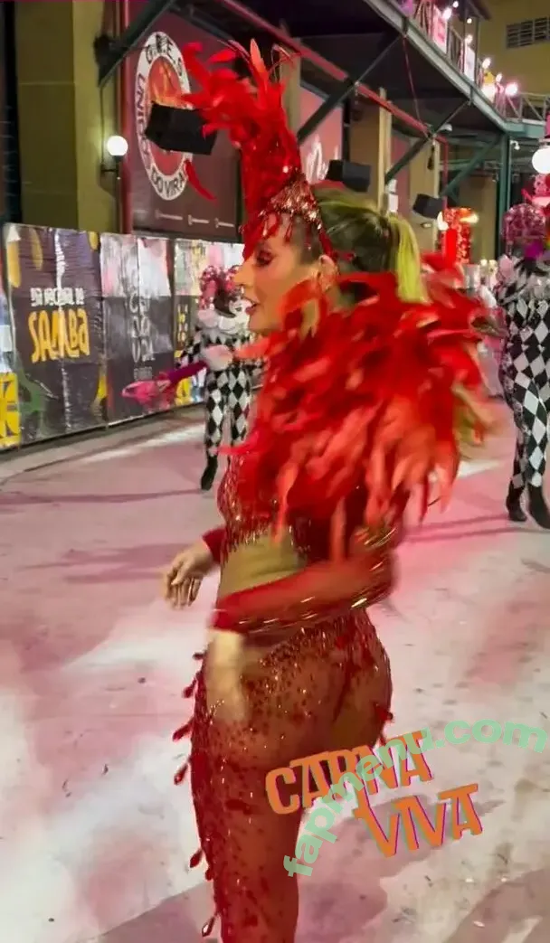 Bruna Griphao nude photo #1229 (brunagriphaoo)