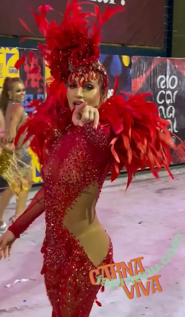 Bruna Griphao nude photo #1238 (brunagriphaoo)