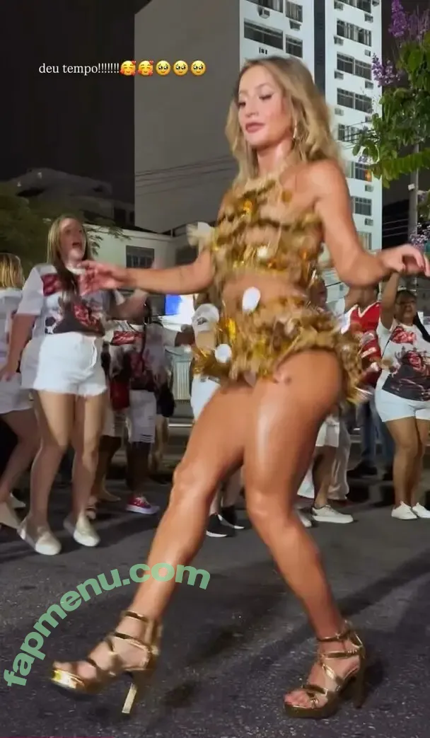 Bruna Griphao nude photo #1239 (brunagriphaoo)