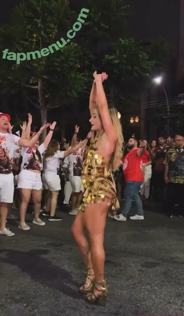 Bruna Griphao nude photo #1241 (brunagriphaoo)