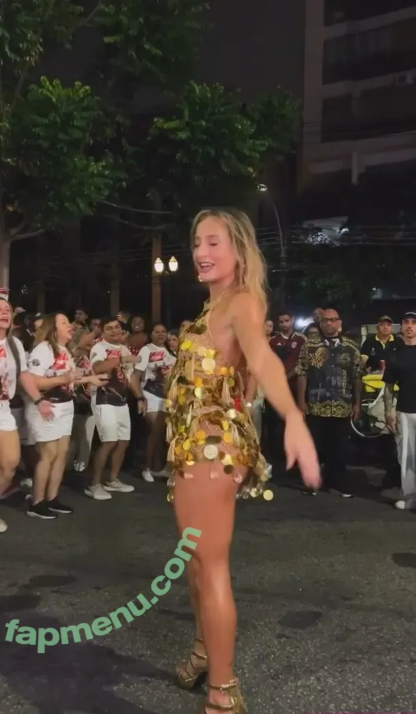 Bruna Griphao nude photo #1242 (brunagriphaoo)