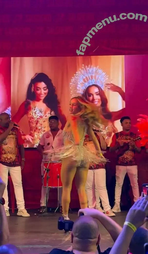 Bruna Griphao nude photo #1302 (brunagriphaoo)