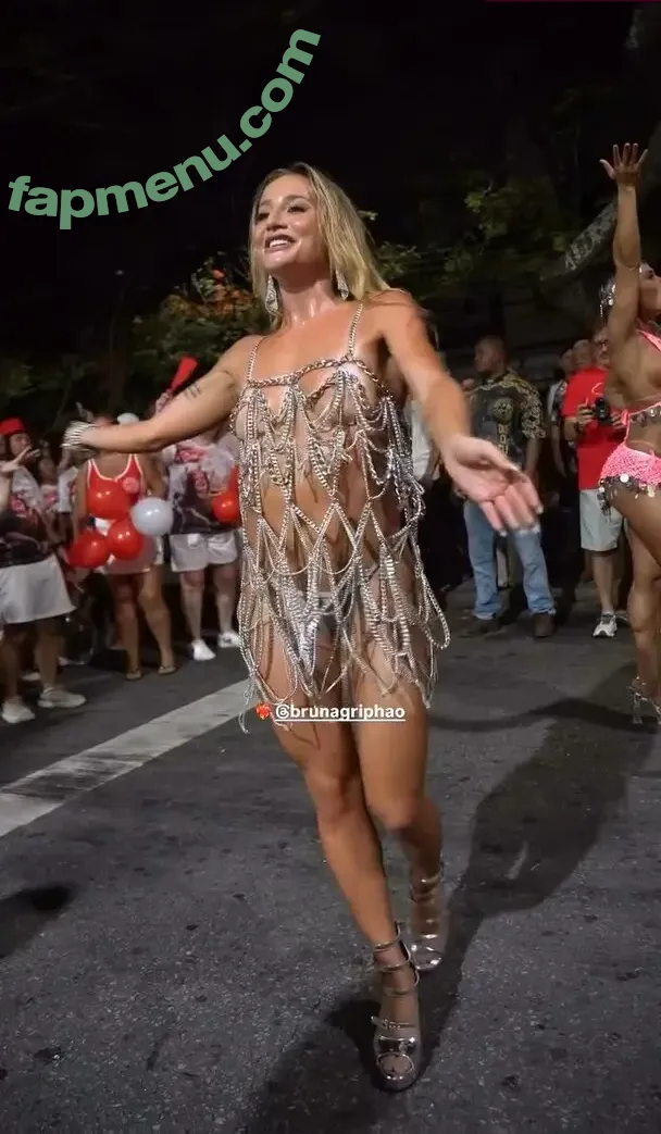 Bruna Griphao nude photo #1377 (brunagriphaoo)