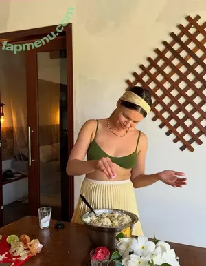 Bruna Linzmeyer / brunalinzmeyer nude photo #0263