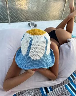 Bruna Marquezine / brumarquezine / brunamarquezine nude photo #0010