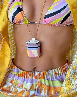 Bruna Marquezine / brumarquezine / brunamarquezine nude photo #0042