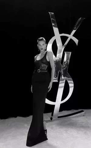 Bruna Marquezine / brumarquezine / brunamarquezine nude photo #0058